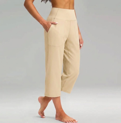 Sutherland Capri Pants - Harlowe & Co.®